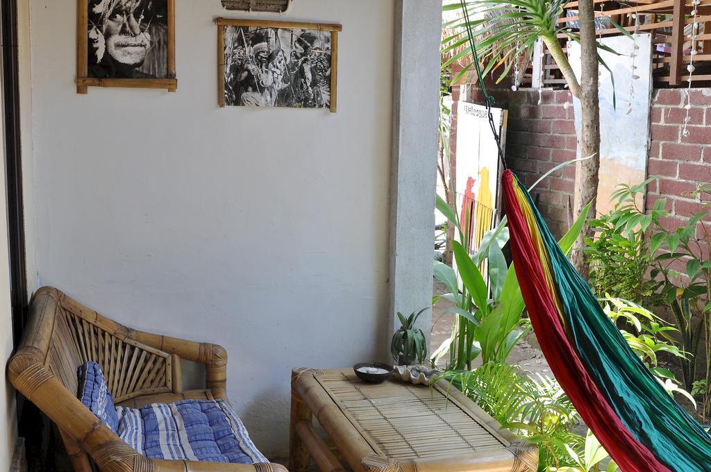 Three Little Birds Homestay Τζίλι Τραγουανγκάν Εξωτερικό φωτογραφία