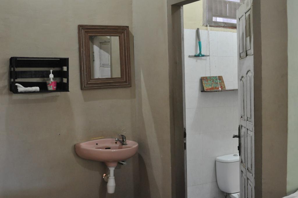 Three Little Birds Homestay Τζίλι Τραγουανγκάν Εξωτερικό φωτογραφία